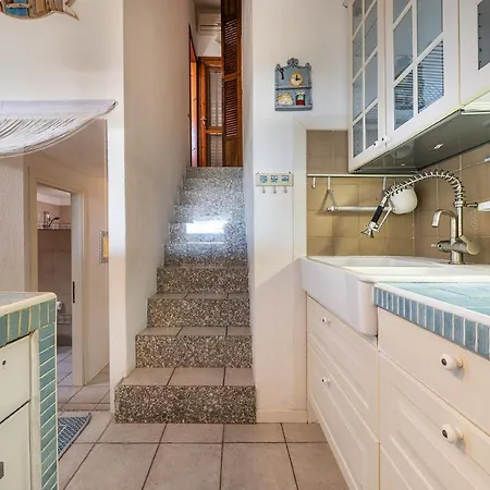 Domus Luna With Sea View בית נופש